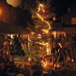 Weihnachtsmarkt-_Reifferscheid_Baum